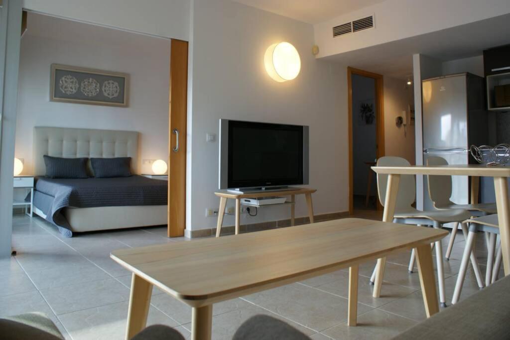 Ferienwohnung Apartamento En Roses Con Parking Y Piscina Exterior foto